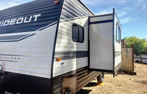 HAR-V The RV * 2022 Hideout Near Vazquez Rocks
