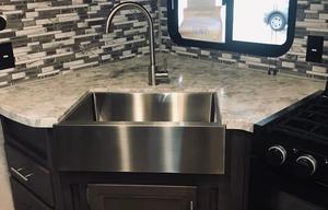 2021 Coleman Coleman Lantern 285BH