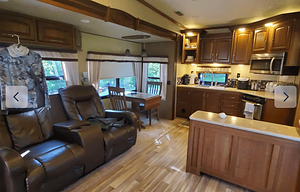 2016 Columbus Compass 340RKC RV rental photo 6