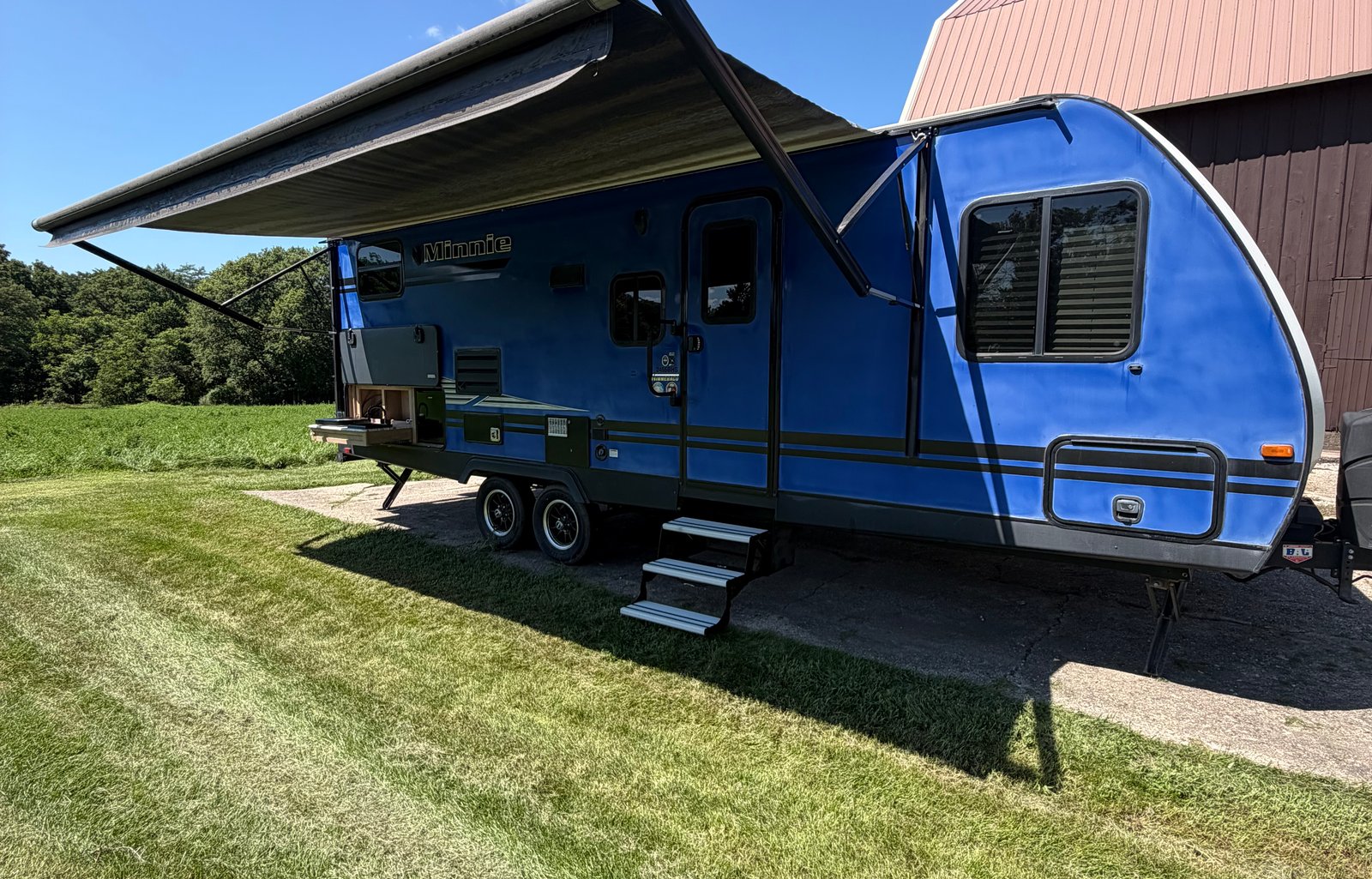 Mini Smurf / Delivery & Setup Only