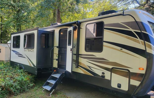 2022 Keystone RV Outback 340BH RV rental photo 1