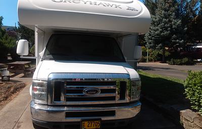 2013 Greyhawk 31DS RV rental photo 3