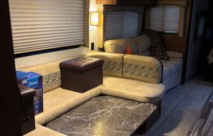 2017 Jayco Jay Flight 32BHDS RV rental photo 5