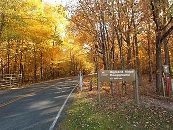HIGHLAND RIDGE -entrance