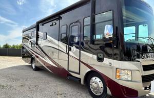 * 2013 Tiffin Allegro Open Road qba with BUNKS *