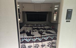 2024 Coachmen RV Apex Ultra-Lite 300BHS RV rental photo 9