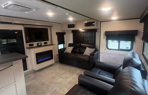 2021 Coachmen Apex Ultra-lite 293RLDS