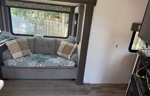 2020 Forest River Salem (sleeps 8)