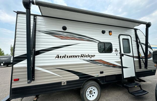 2018 Starcraft Autumn Ridge Outfitter 19BH