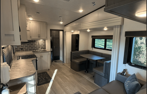 "Roosevelt" 2024 Keystone RV Cougar Sport 2700BH
