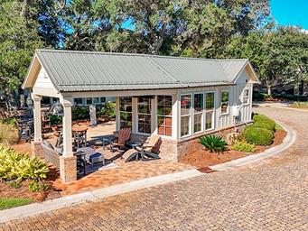 Heritage Motor Coach Resort & Marina