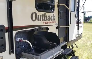 2014 Outback 22ft.