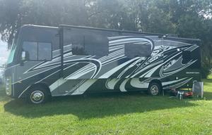 2021 Forest River RV Georgetown 5 Series 31L5 RV rental photo 16