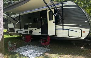 Family Friendly camper with Kids Bunkhouse