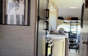 2022 coleman 28CM RV rental photo 9