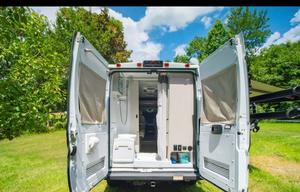 2022 Thor Motor Coach Rize 18M RV rental photo 4