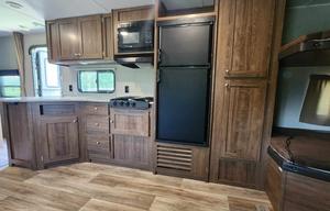2018 Dutchmen RV Aspen Trail 26BH RV rental photo 5