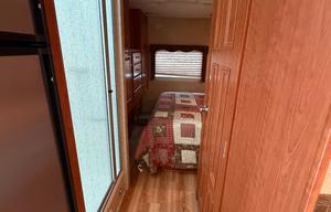 Lexington Class C | 3 Slide-Outs - Low Miles