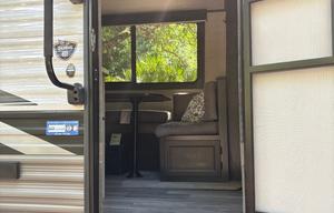 L&M PTJ Kids & Pet Approved Camper Rental