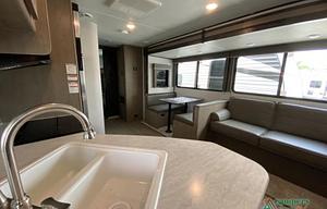 Brand New !!! 2021 Keystone Hideout