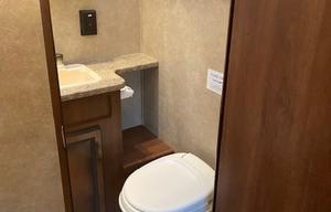 2014 CrossRoads RV Zinger ZT32QB
