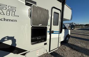 Sleep 6 - Luxury Family Fun RV Coachmen