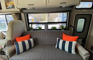 2021 Thor ACE 27.2 Motorcoach