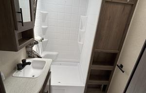 2020 Avenger 32QBI RV rental photo 30