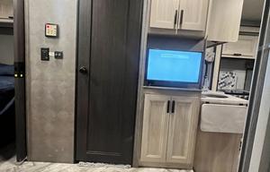 2022 ford Sunseeker M-3250dsle RV rental photo 24