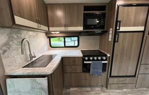 2022 Grand Design Imagine 2800BH