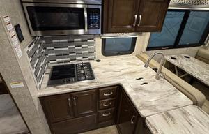 Luxury Super C RV – Sleeps 10 - Thor Magnitude
