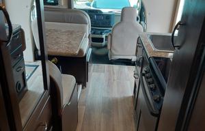 2017 Thor Motor Coach Freedom Elite 24HE RV rental photo 5