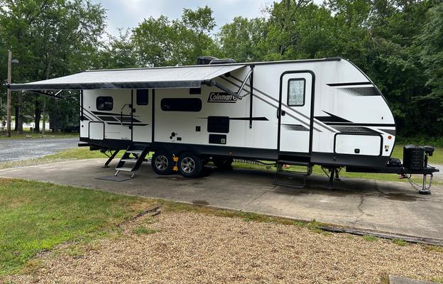2022 Dutchmen RV Coleman Lantern LT Series 2755BH