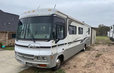 2001 Winnebago Adventurer 35Z RV rental photo 2