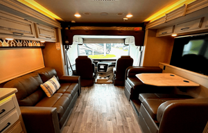 2021 Precept Precept 31UL RV rental photo 4