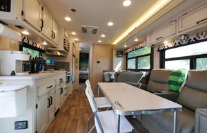 2021 Coach Odyssey 29K Class C - Homy!