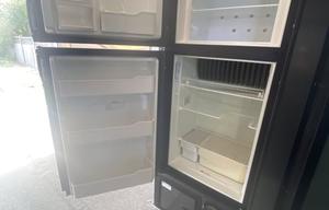 2015 Quicksilver VRV 8.5 x 24 RV rental photo 12