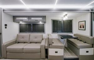 2027 Coachmen Mirada 35ES
