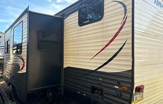 2015 Dutchmen RV Aspen Trail 2810BHS RV rental photo 3