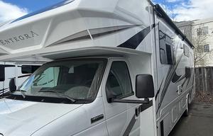 Jon & Ali's kiddo bunkhouse RV