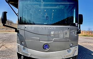 Luxury Personified: The Holiday Rambler