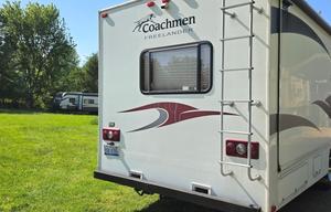 Fireside RV's Coachmen Freelander 32BH Bunkhouse