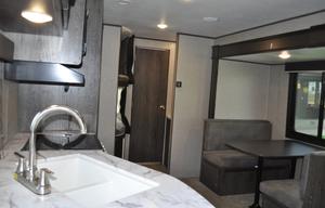 27 ft Jay Flight 267 BHS Travel Trailer
