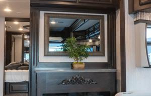 Luxury Home - King Bed, Washer/Dryer (PW17)
