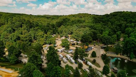 Wood’s Tall Timber Resort