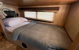THANOS - 2015 Thor Motor Coach ACE 30.2