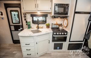 Experience Adventure in this 2023 Jayco Jay Flight