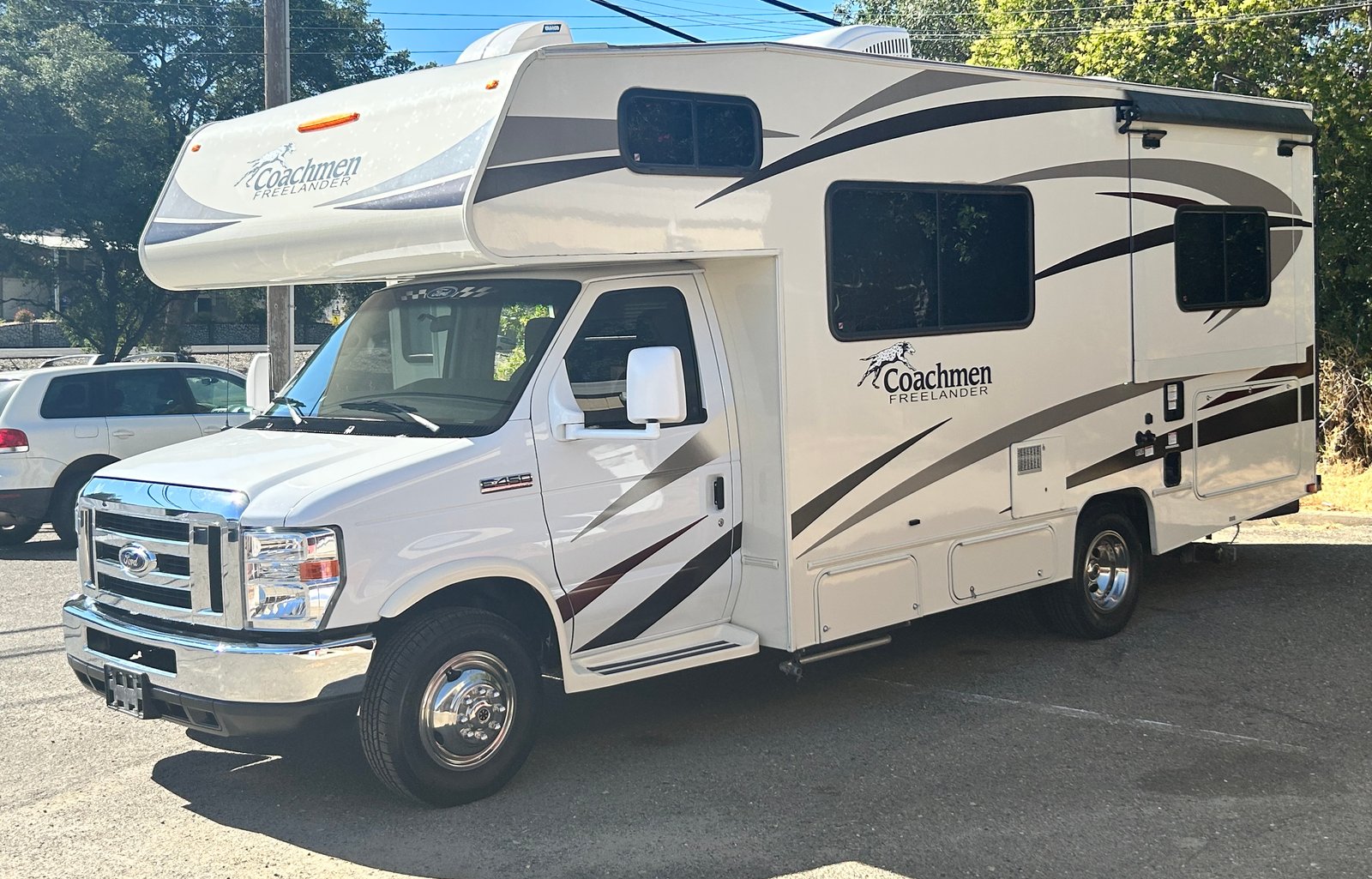 2016 Coachmen RV Freelander 21RS Ford 350