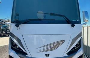 A-5 Luxury 41',King Bed, 1.5 Bath, Diesel- Sleep 7