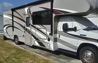 2016 Thor Motor Coach Four Winds 29G. "Let's Go!"